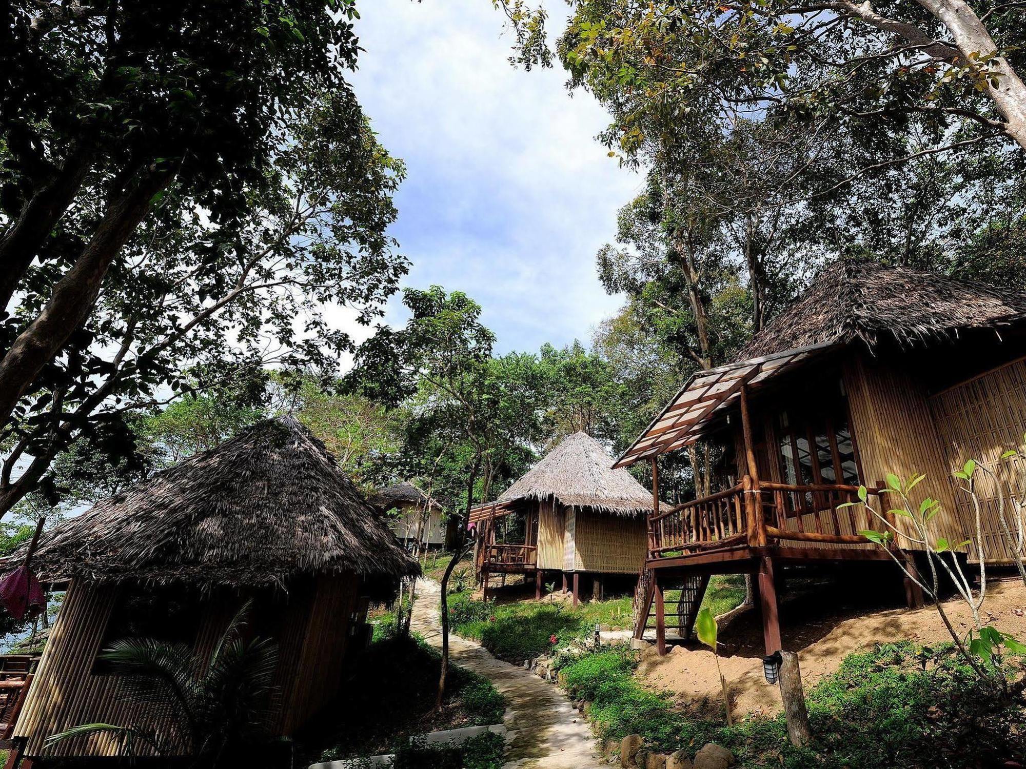 Sunwaree Phi Phi Resort Екстериор снимка
