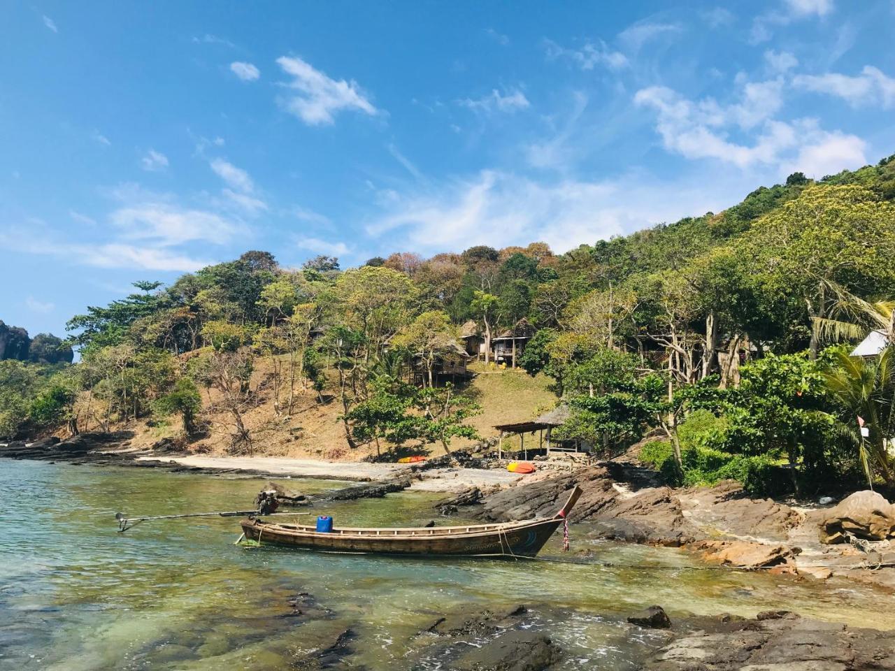 Sunwaree Phi Phi Resort Екстериор снимка
