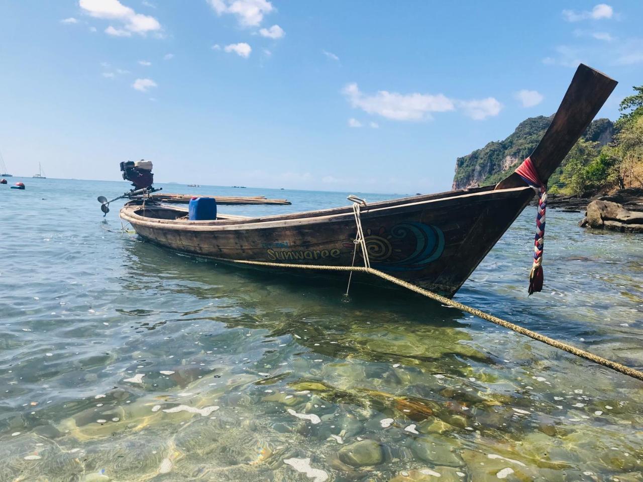 Sunwaree Phi Phi Resort Екстериор снимка